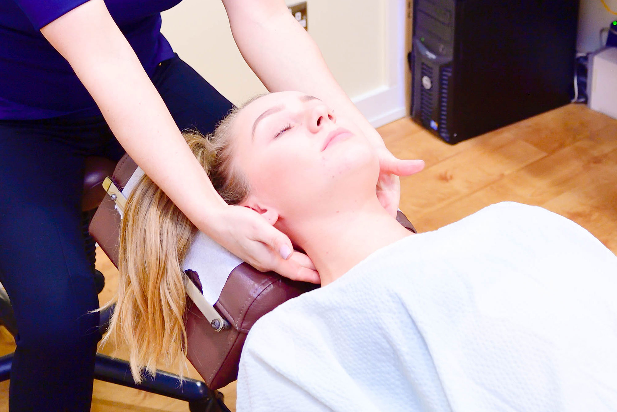 Neck Treatment with Chiropractor in Bridgend